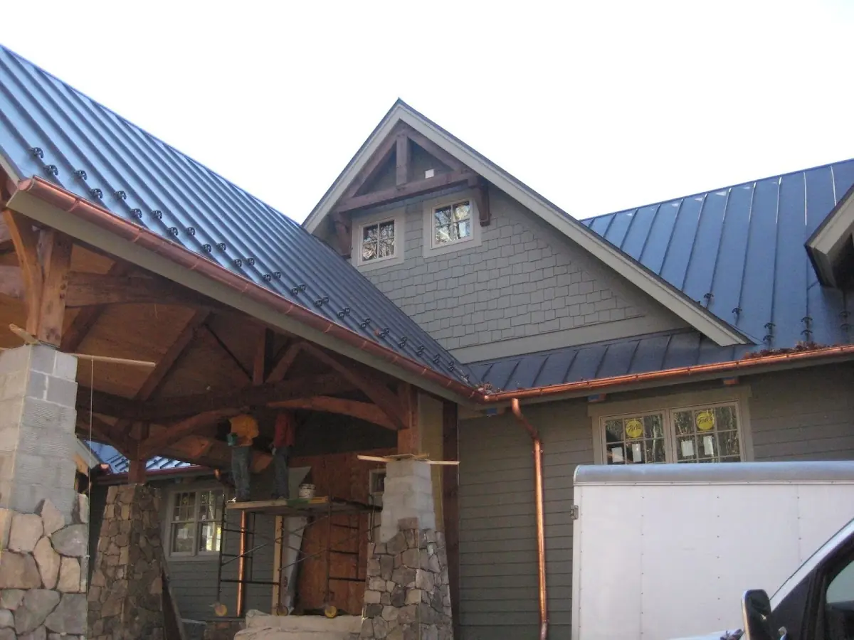 Craftsman Roofing team delivering quality roofing work in Salt Creek